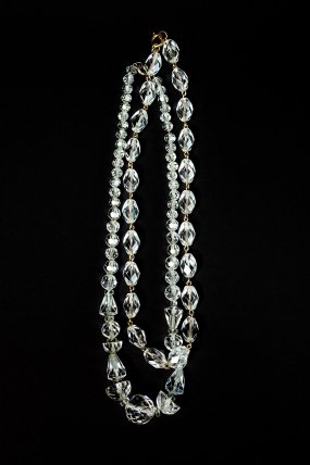 Art déco crystal glass necklaces